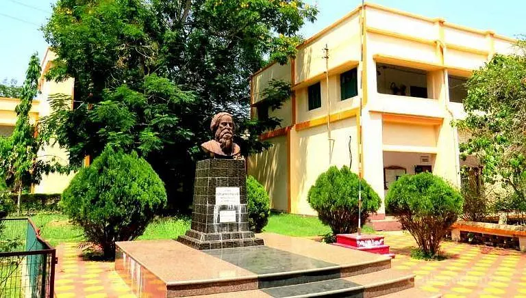 Raja Narendra Lal Khan Women's College - [RNLKWC], Medinipur: Admission Process 2025 Courses, Fees, Exams,Cutoff, Placements