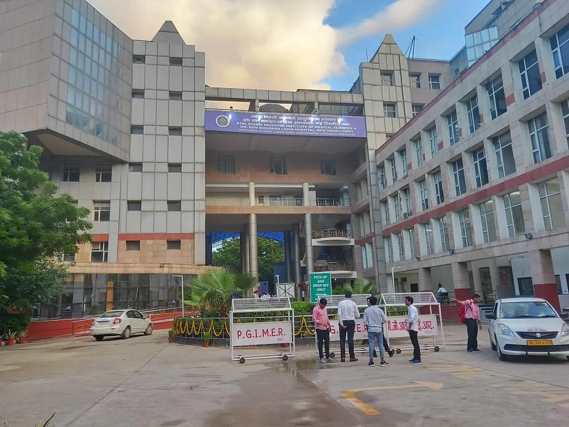 Atal Bihari Vajpayee Institute of Medical Sciences & Dr. Ram Manohar Lohia Hospital, New Delhi: Reviews on Placements, Faculty & Facilities