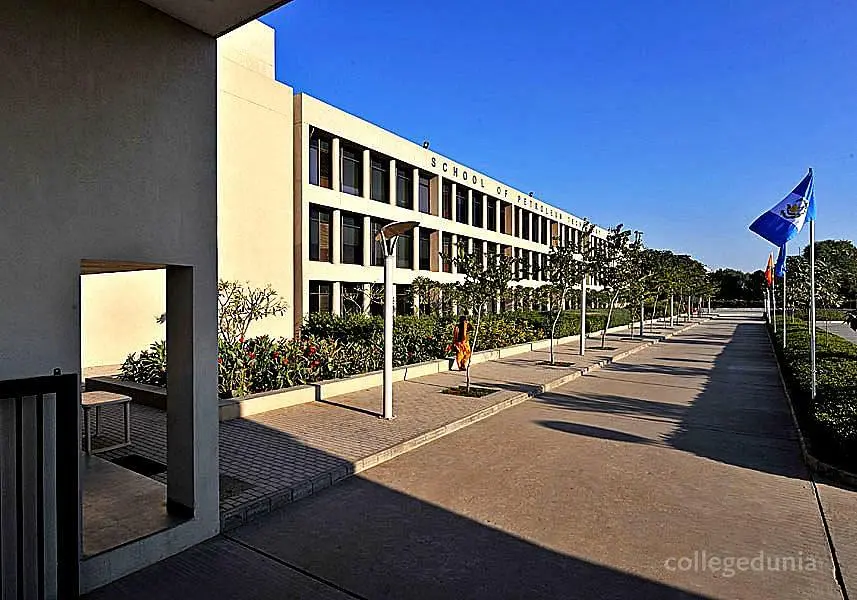 School of Management - [SOM], PDEU, Gandhinagar: Reviews on Placements, Faculty & Facilities