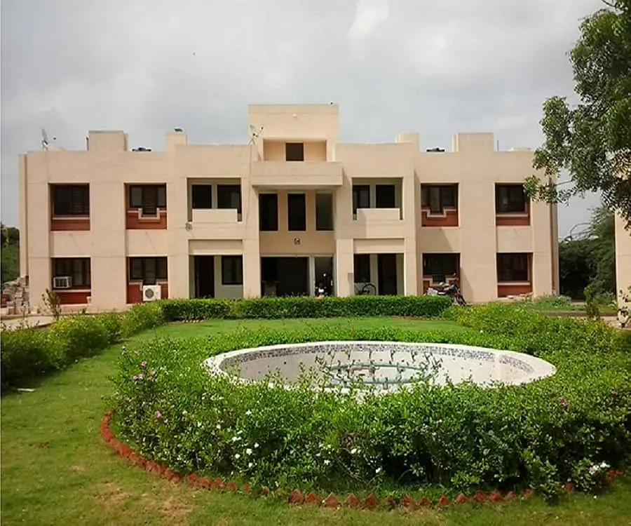 Institute of Advanced Research - [IAR], Gandhinagar: Reviews on Placements, Faculty & Facilities