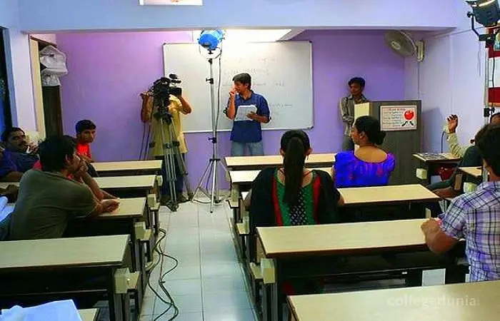 National Institute of Mass Communication and Journalism - [NIMCJ], Ahmedabad: Reviews on Placements, Faculty & Facilities