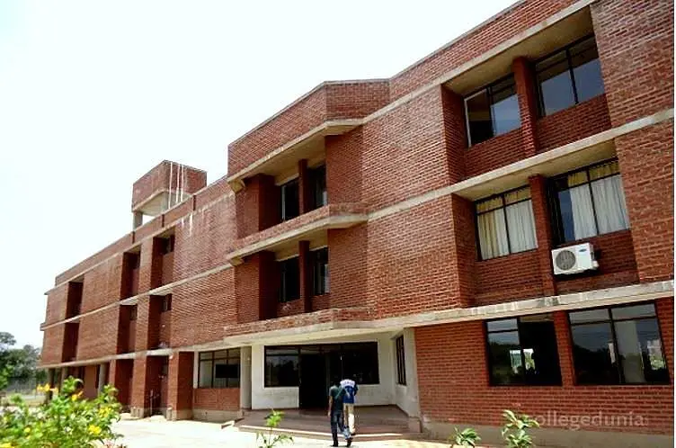 Bapu Gujarat Knowledge Village - [Bapu GKV], Gandhinagar: Reviews on Placements, Faculty & Facilities