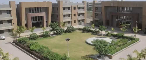Kum. M.H Gardi School of Management, Rajkot: Reviews on Placements, Faculty & Facilities