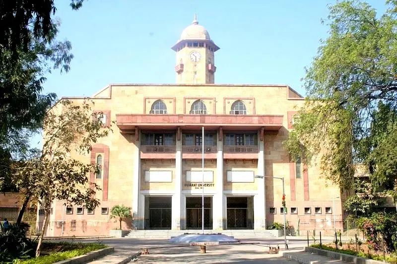 Hindi Teachers Training College, Ahmedabad: Admission Process 2025 Courses, Fees, Exams,Cutoff, Placements