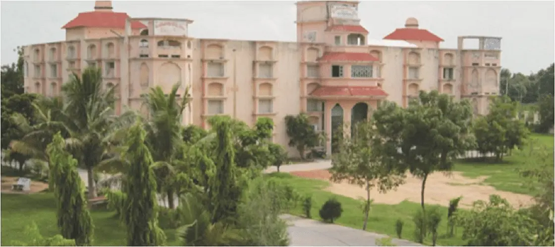 Swaminarayan University, Kalol: Reviews on Placements, Faculty & Facilities