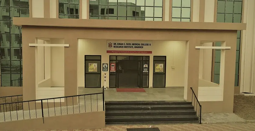 Dr Kiran C Patel Medical College & Research Institute - [KMCRI], Bharuch: Reviews on Placements, Faculty & Facilities