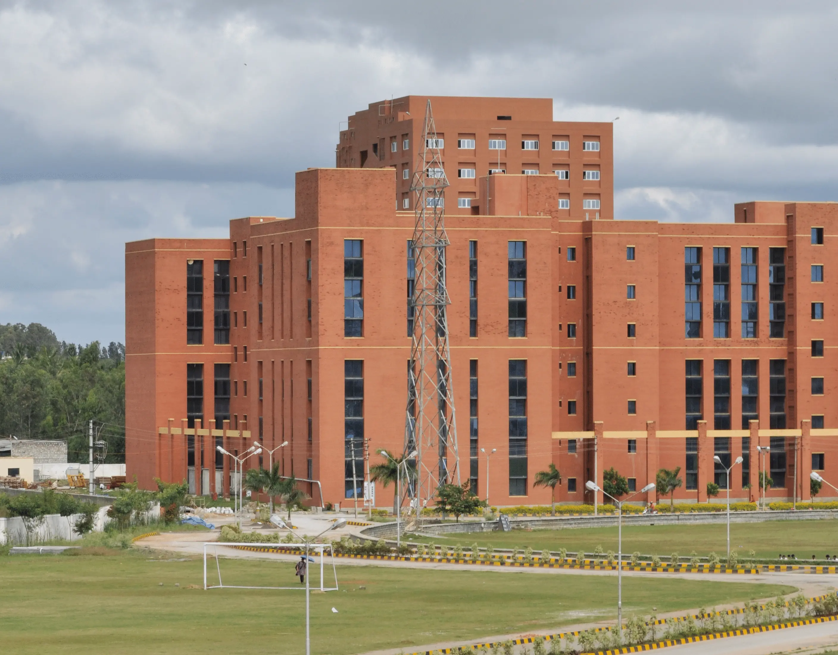 Azim Premji University, Bangalore: Reviews on Placements, Faculty & Facilities