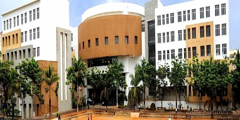 CMR Bangalore School of Business - [CMRBSB], Bangalore: Reviews on Placements, Faculty & Facilities