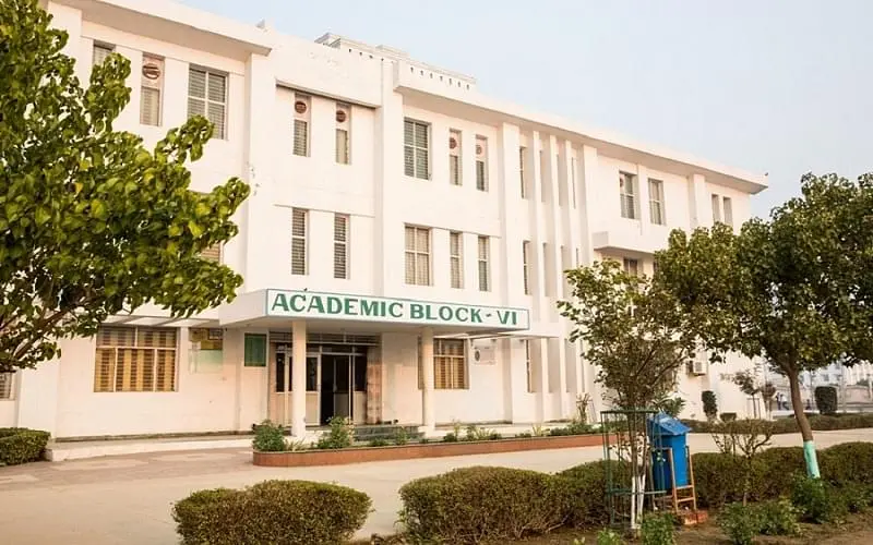 Institute of Engineering & Technology - GLA University, Mathura: Reviews on Placements, Faculty & Facilities