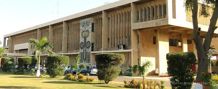Arya Kanya Pathshala Post Graduate College - [AKP], Sitapur: Reviews on Placements, Faculty & Facilities