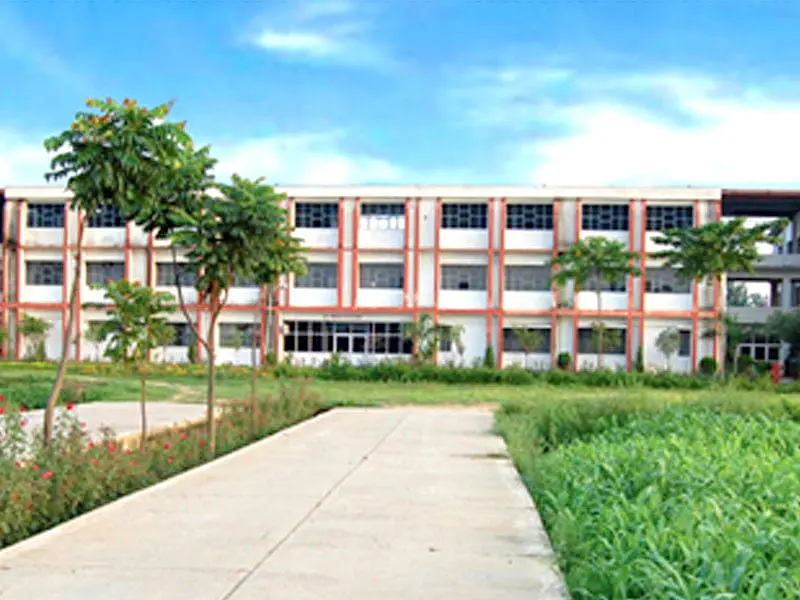Shobhit University, Adarsh Vijendra Institute of Pharmaceutical Sciences - [AVIPS], Saharanpur: Admission Process 2025 Courses, Fees, Exams,Cutoff, Placements