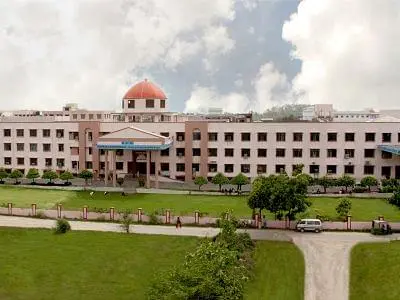 Rohilkhand Medical College and Hospital, Bareilly: Reviews on Placements, Faculty & Facilities
