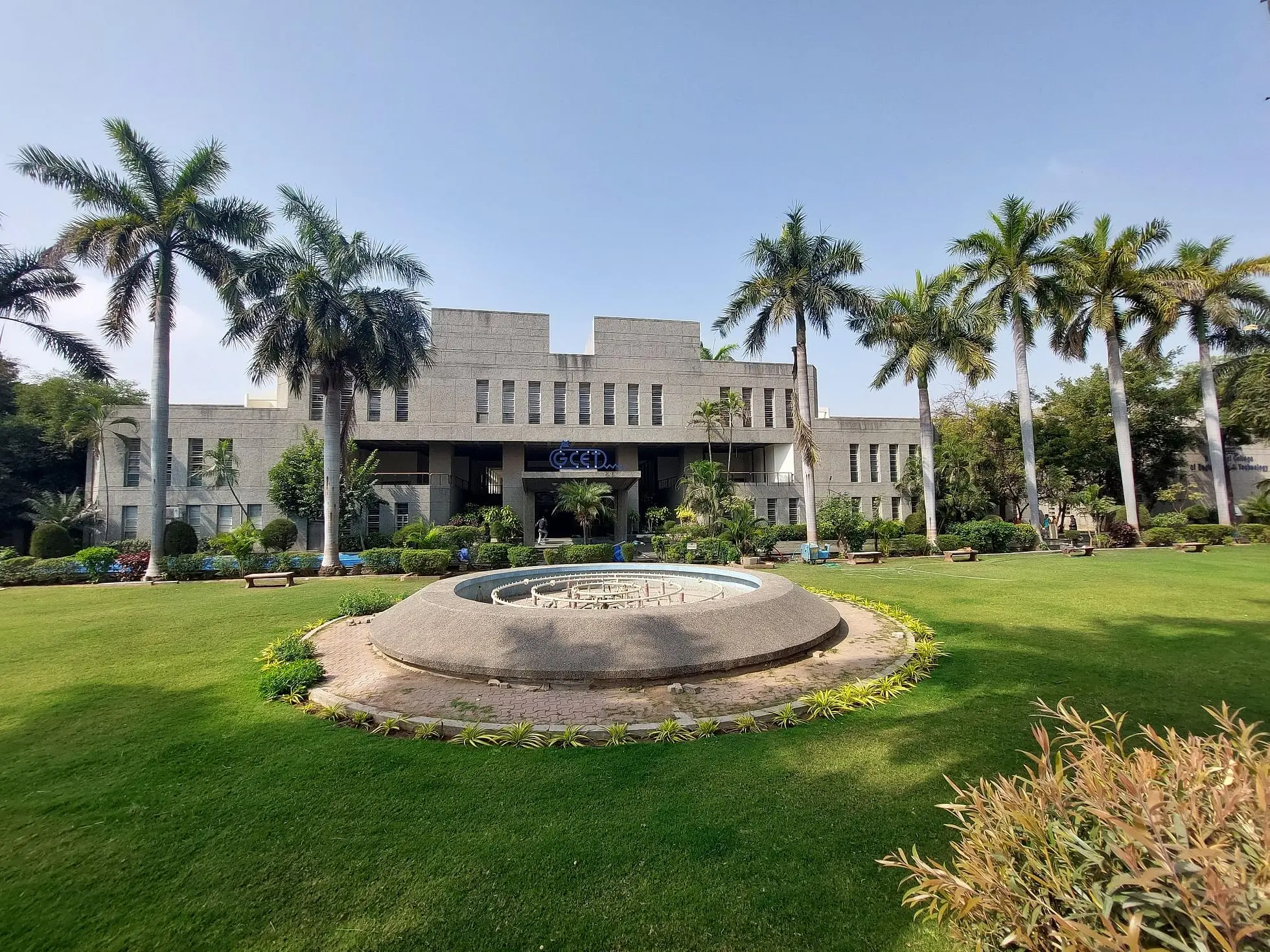 G H Patel College of Engineering & Technology - [GCET], Vallabh Vidyanagar: Reviews on Placements, Faculty & Facilities