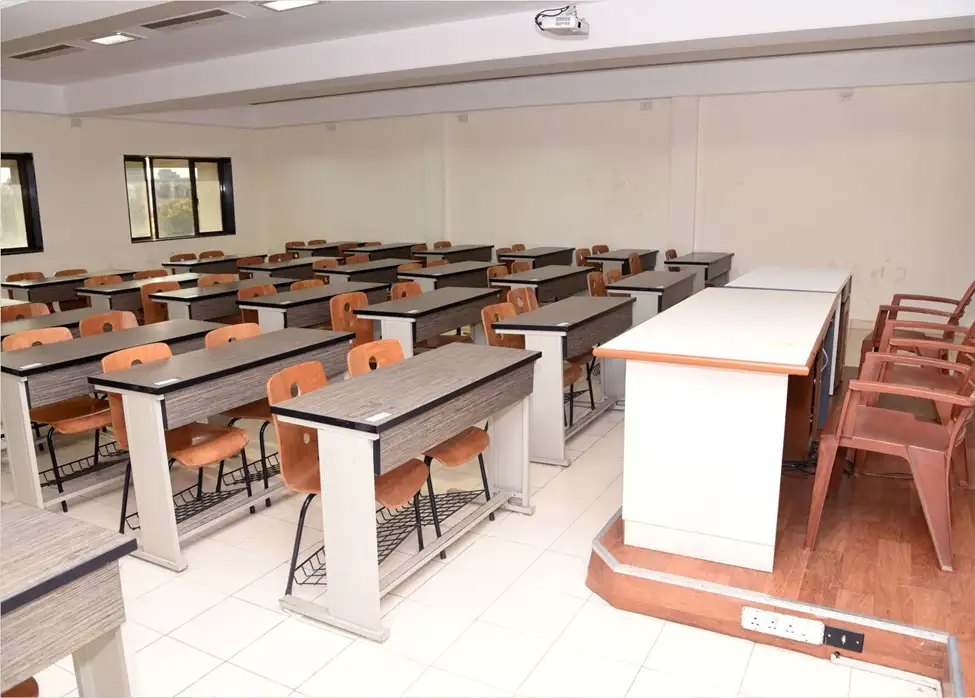 chetanas-institute-of-management-and-research-classrooms