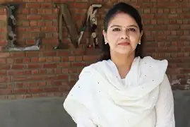 Dr. Aarti Tewari