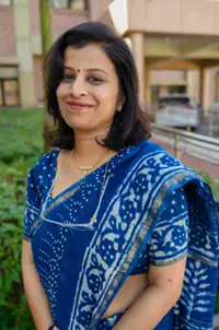 dr.-manisha-mirdha