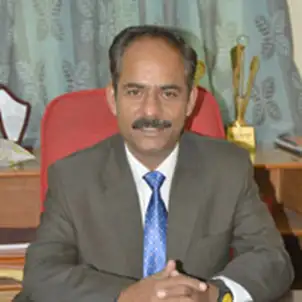 dr.-rajesh-manchanda